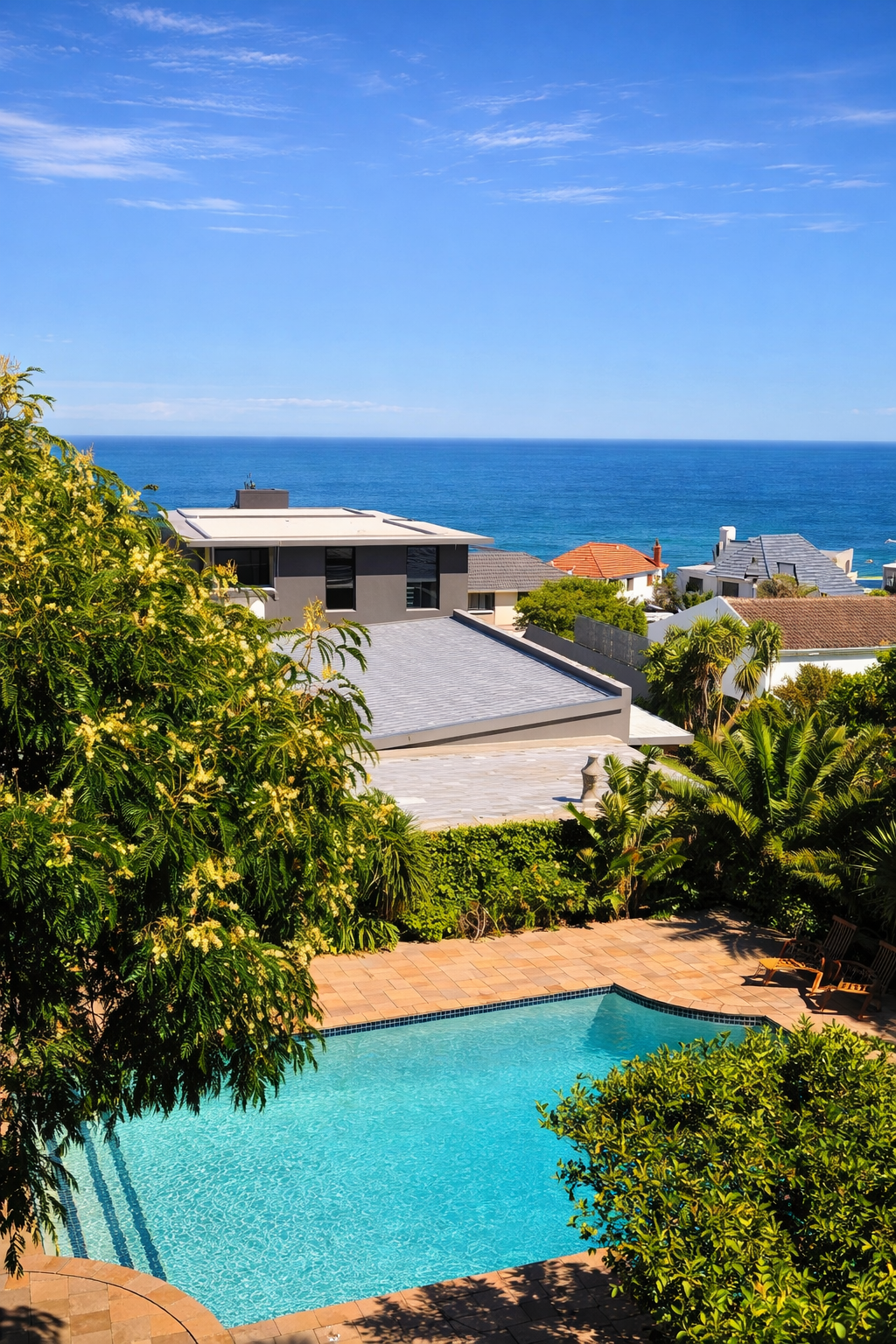 Indlela Suites — pool and ocean view
